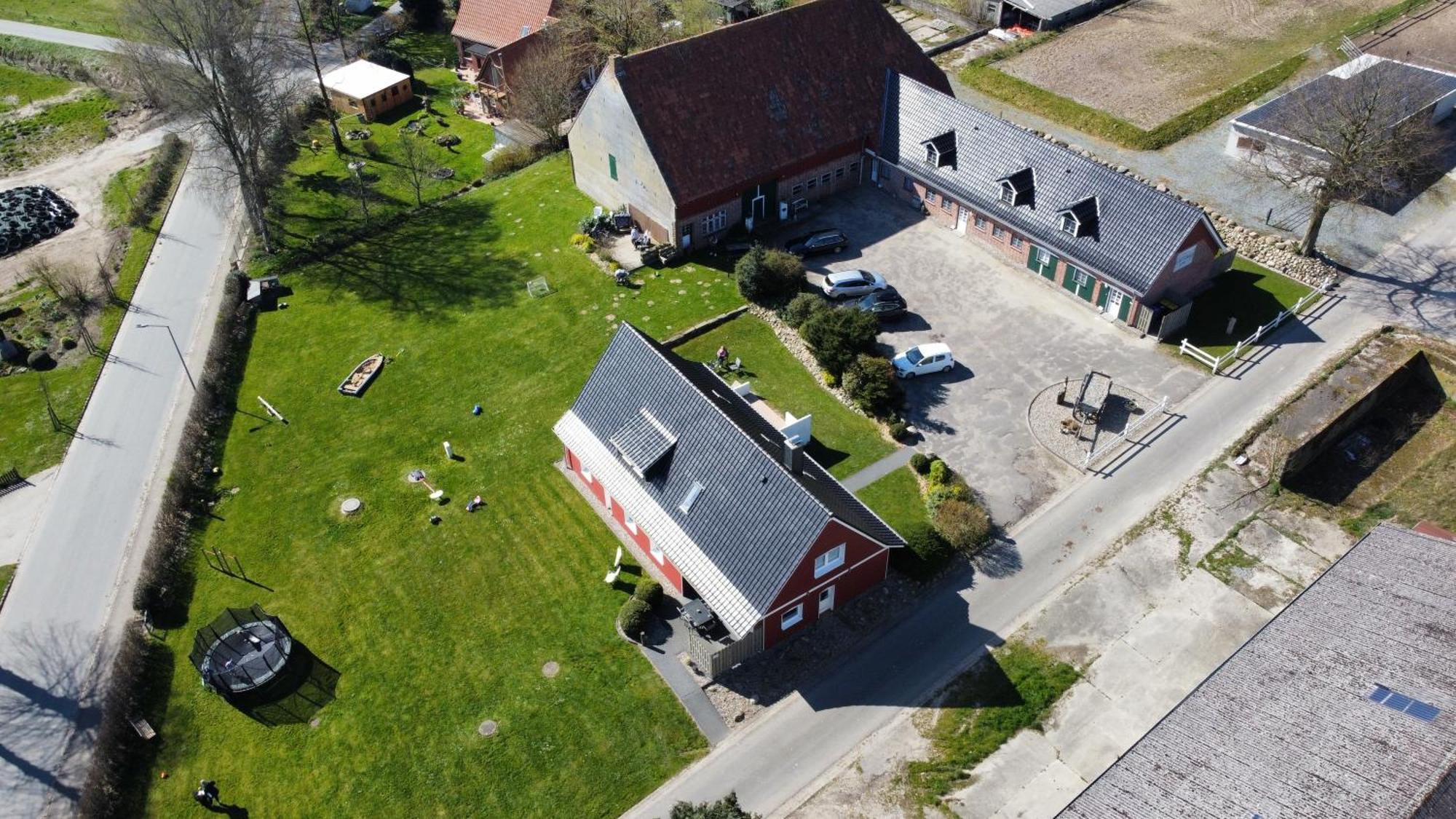 Skandinavische Ferienwohnung auf Gut Bennewohld JH Heide  Exterior foto